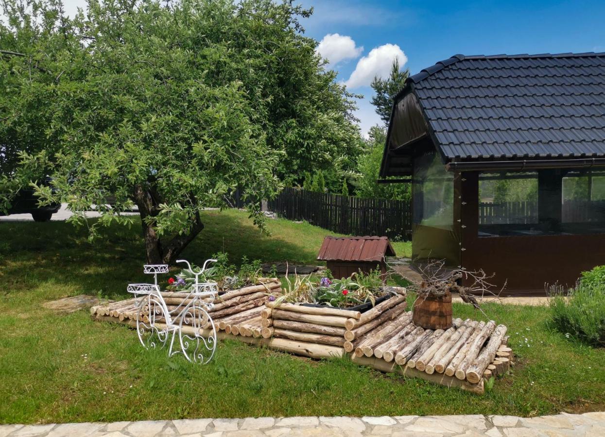 Hotel Plitvice Luxury Etno Garden à Plitvička Jezera Extérieur photo